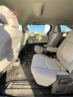 تۆیۆتا سیانا